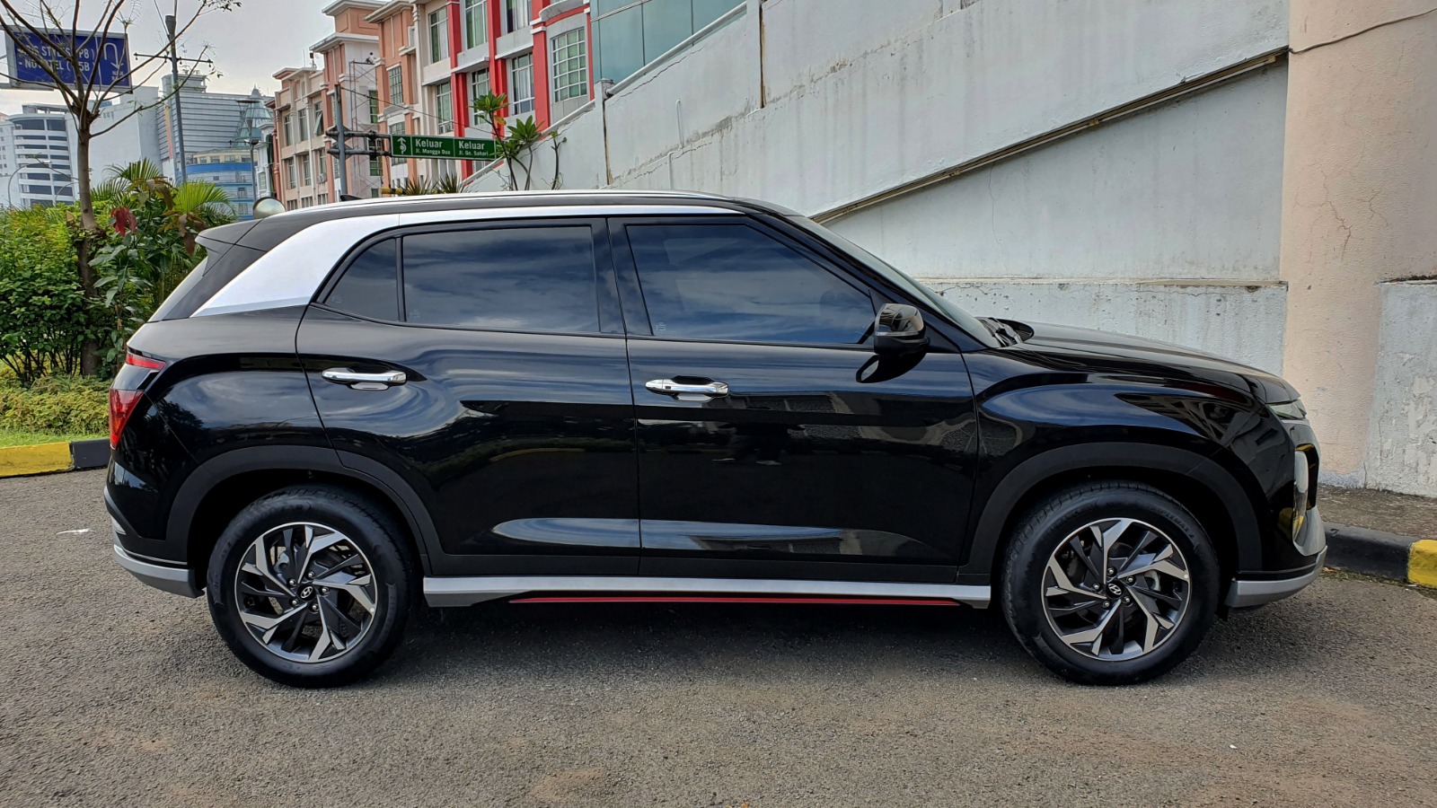 Km7ribuan Hyundai Creta Prime Sunroof 2022 Hitam Tangan Pertama 4721725