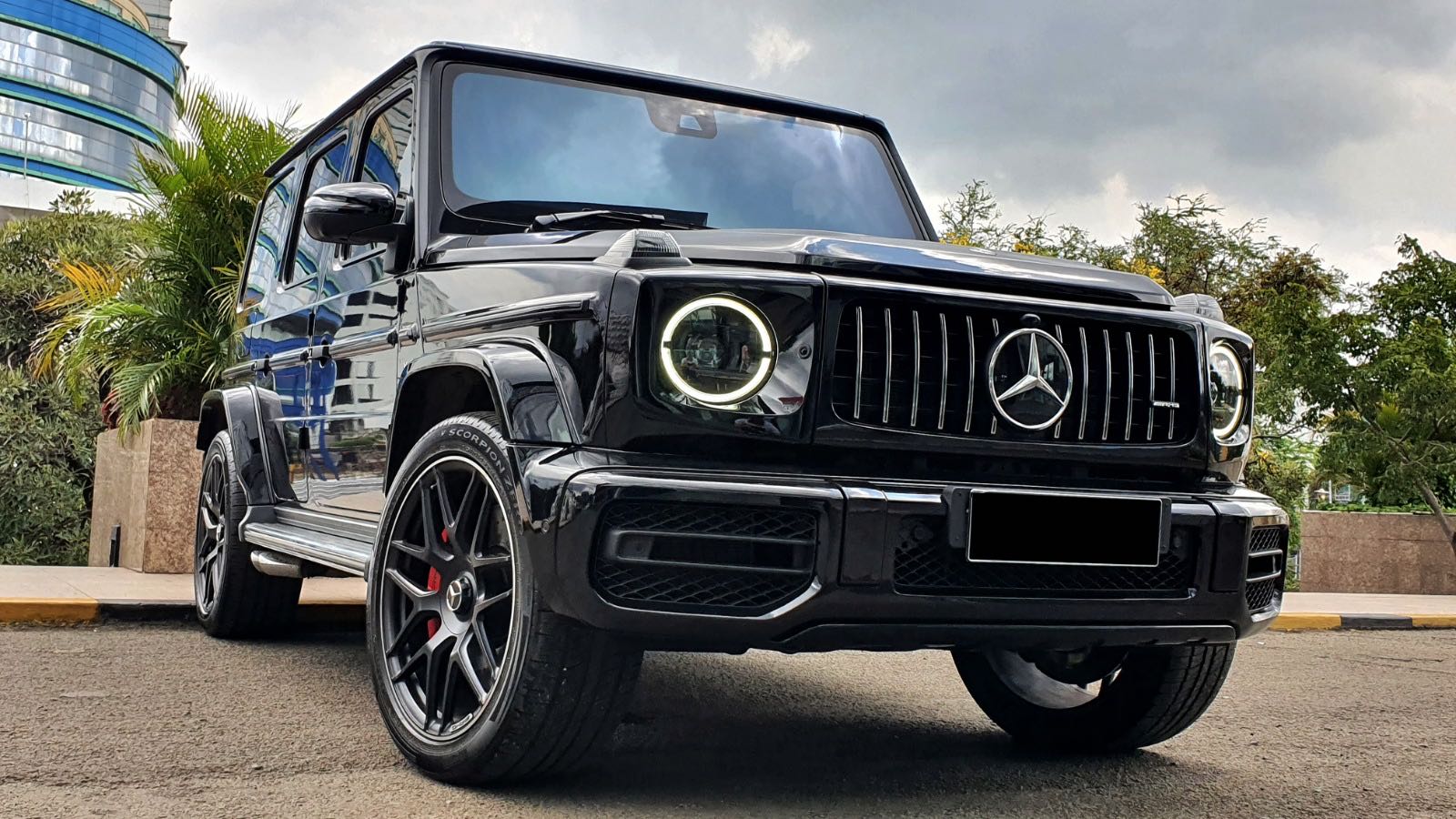 Mercedes Benz G Class Amg 63 Cbu At 2019 Black On White 4723597