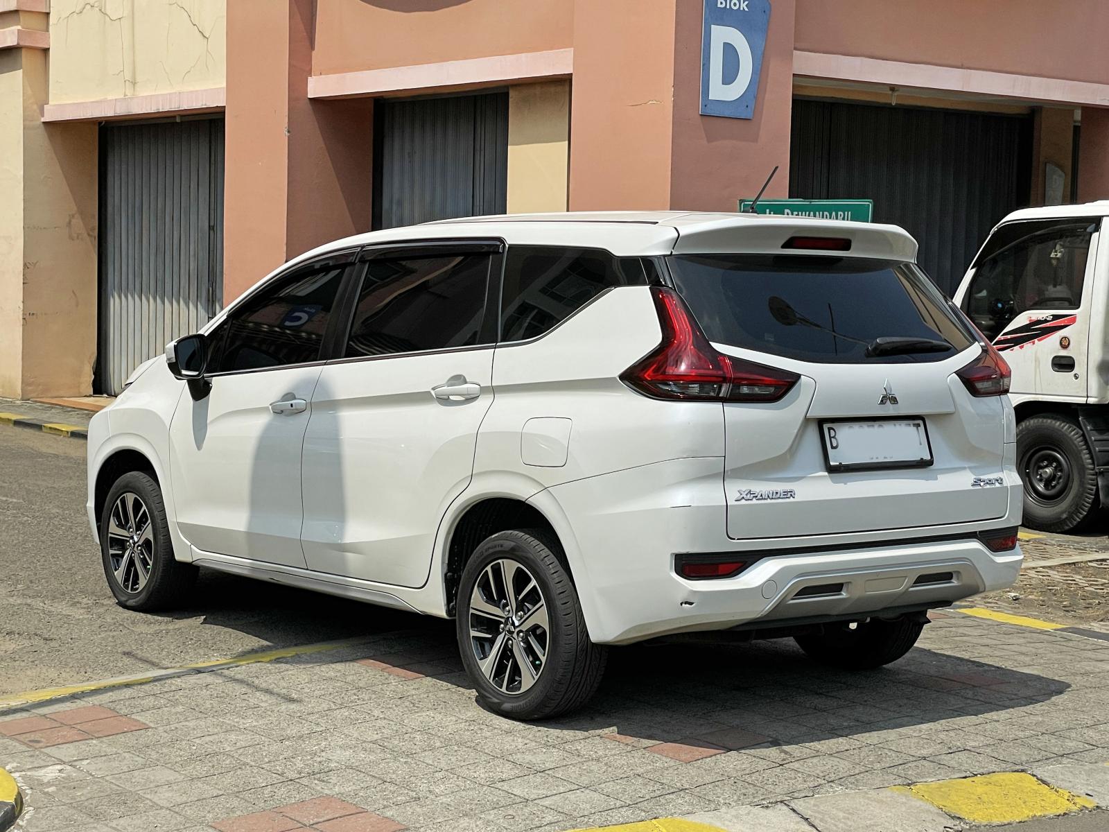 Mitsubishi Xpander Sport A/T 2018 dp 0 bs tkr tambah 4743981