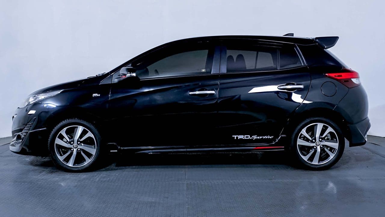 Toyota Yaris Trd Sportivo Promo Dp Angsuran Murah