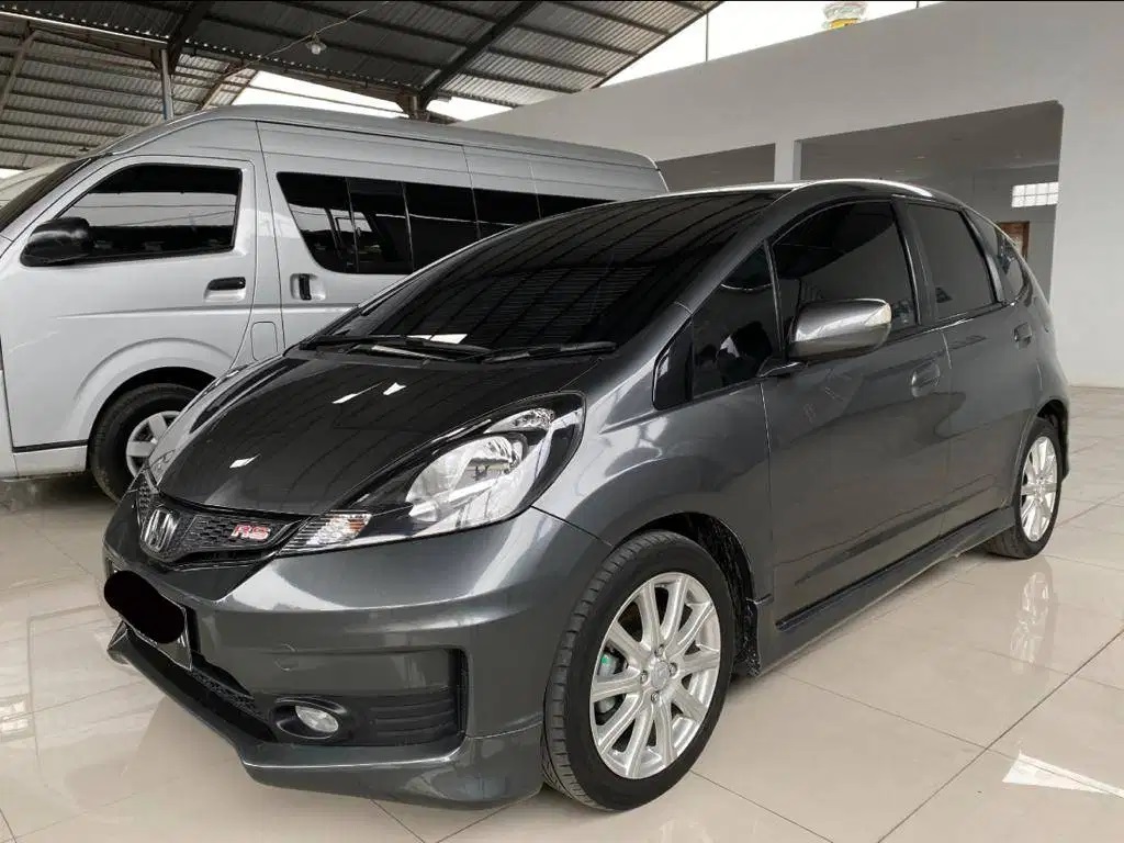 Honda Jazz Rs Cvt Abu Abu Hitam