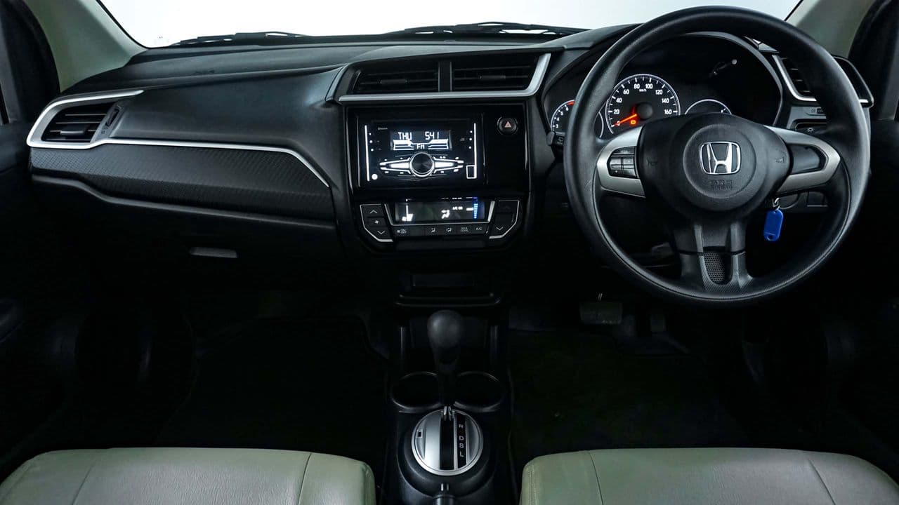 Honda Brio Satya E 2021 - Cicilan Mobil DP Murah