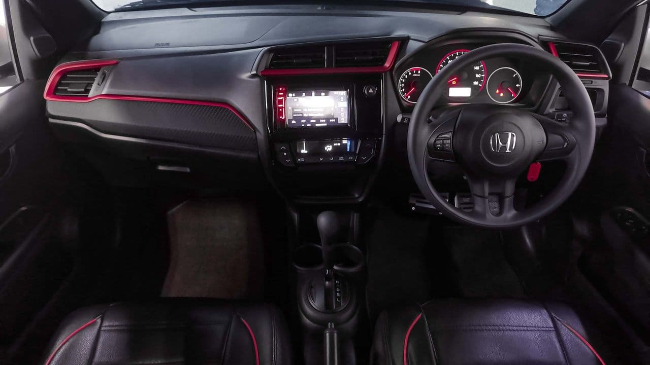 Honda Brio RS 2022 - Mobil Murah Kredit