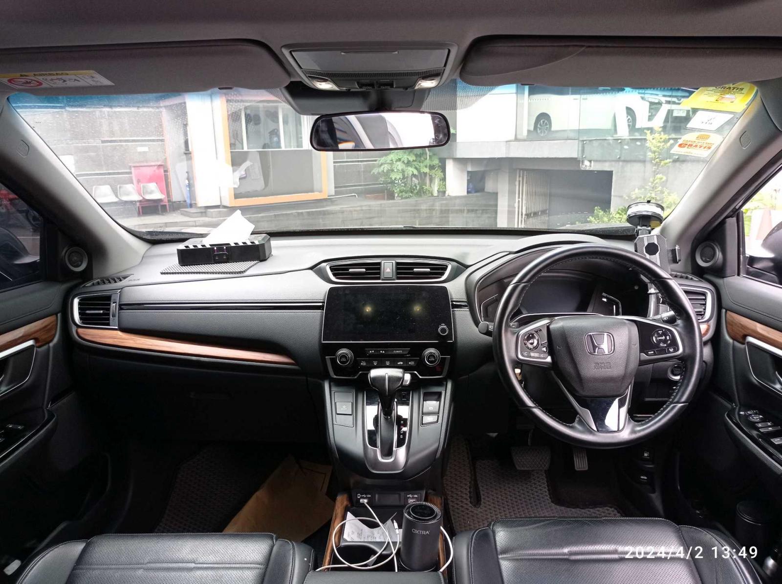 TDP (41JT) Honda CRV TURBO PRESTIGE SENSING 1.5 AT 2021 Hitam