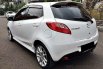 2014 Mazda 2 tipe R 2