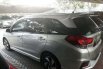 Honda Mobilio RS AT 2014 Abu-abu Muda metalik Siap Pakai 2