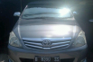 Toyota Innova Venturer 2010 MPV 2