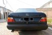 Jual Mercedes-Benz 200E 1988 5