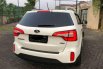 Mobil Kia Sorento 2014 6