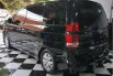 Dijual mobil Toyota Previa  2006 Minivan 5