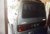 Mazda E2000 Van MT Tahun 2000 Manual 4