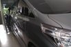 Jual mobil Toyota Alphard 3.5 V6 NA 2012  1