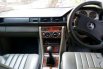 Jual mobil Mercedes-Benz 230E MT Tahun 1991 Manual 3