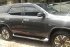 Jual mobil Toyota Fortuner SRZ AT Tahun 2017 Automatic  2