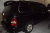 Kia Carnival GS 2000 4