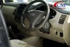 Toyota Innova 2010  5