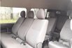 Toyota Hiace High Grade Commuter 2017 Van dijual 1