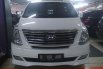 Hyundai H-1 Elegance 2013 AT Dijual  1