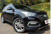 Hyundai Santa Fe CRDi 2016 Dijual  6