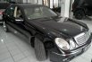 Mercedes-Benz 260E 2004  3