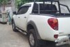 Mitsubishi Strada Triton GLS 2012 Putih dijual 4