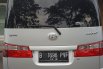 Daihatsu Luxio D 2012 Silver 3