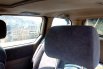 Kia Carnival GS AT 2000 4