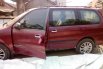 Kia Carnival GS AT 2000 5