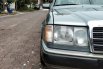 Mercedes-Benz 230E W124 2.3 Automatic 1990 dijual 2