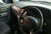 2004 Kia Carens dijual  3