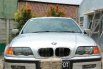 2000 BMW 323i dijual 4