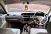 Toyota Kijang SGX 2003 Dijual 5