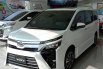 Dijual Toyota Voxy 2018 3