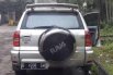 Toyota RAV4 2002 terbaik 1