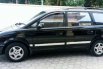 Hyundai Trajet GLS 2004 Hitam 4