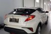 Toyota C-HR () 2018 kondisi terawat 2