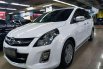 Mazda 8  2012 Putih 4