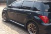 Toyota IST  2003 Hitam 2