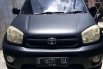 Toyota RAV4 LWB 2005 Hitam 3