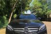 Mercedes-Benz C-Class  2015 Hitam 8