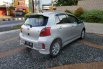 Jual Mobil Toyota Yaris E 2012 6