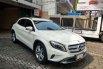 Mercedes-Benz GLA (200) 2015 kondisi terawat 6