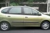 Renault Scenic 2003 terbaik 3