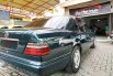 Mercedes-Benz E-Class 1989 terbaik 6