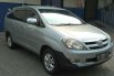 Toyota Kijang Innova V 2005 harga murah 1