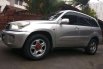 2002 Toyota RAV4 dijual 4