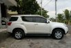 Isuzu MU-X 2.5 2014 Putih 2