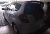 Jual mobil Honda Jazz S 2012 murah  5