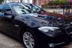 Jual mobil BMW 5 Series 523i 2010 bekas  3