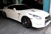 Mobil Nissan GT-R R35 2011 terbaik di Sumatra Utara 3